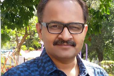 doctor_nitin_adgaonkar_jabalpur_nav_hospital